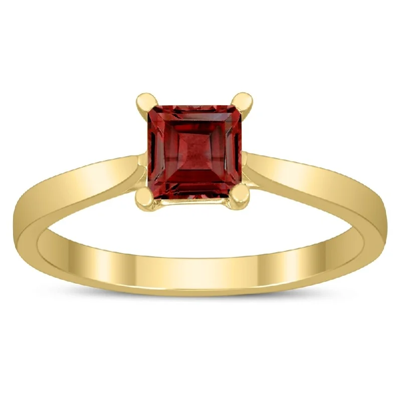 Gemstone rings featuring floral stones for romance -Square Princess Cut 5MM Garnet Solitaire Ring in 10K Yellow Gold