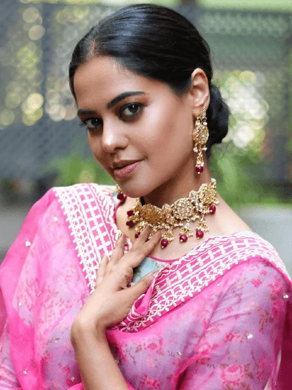 Elegant sapphire necklaces and pendants with vibrant blue gemstones for luxury -Bindu Madhavi In Round Meena Necklace