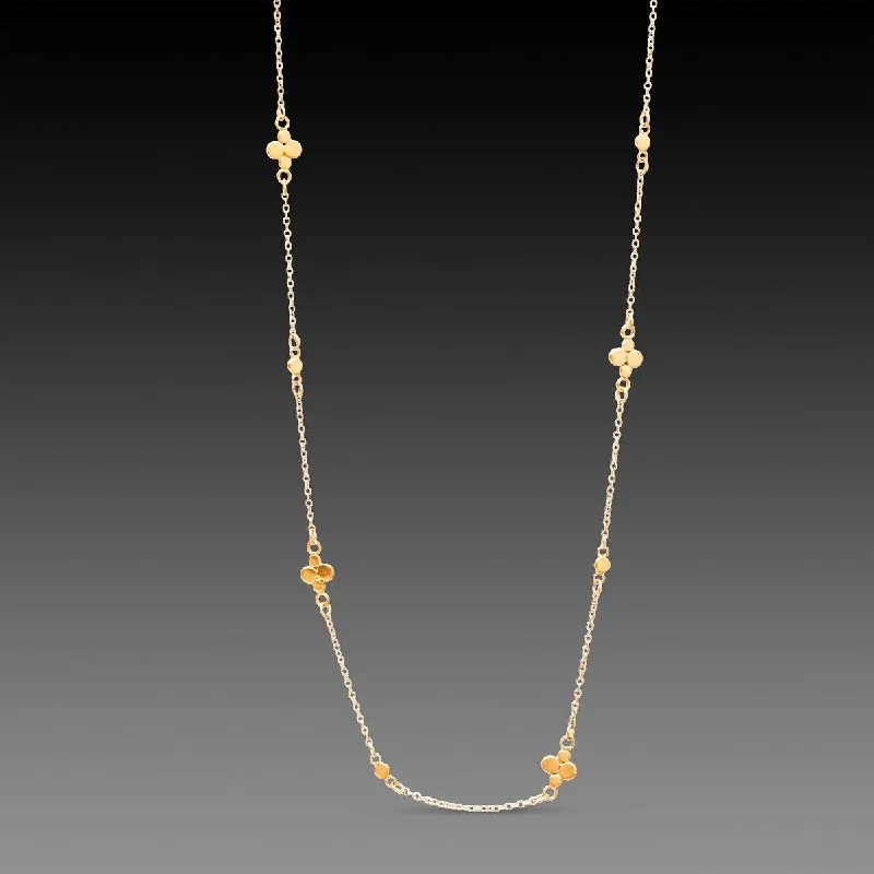 Vintage-inspired necklaces and pendants with intricate designs and timeless appeal -Delicate Gold Disk Chain Necklace