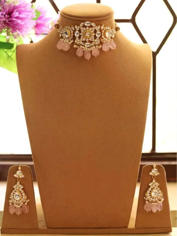 Chunky statement necklaces and pendants with vibrant gemstones for eye-catching appeal -Diamond Shaped Kundan Choker Necklace Set