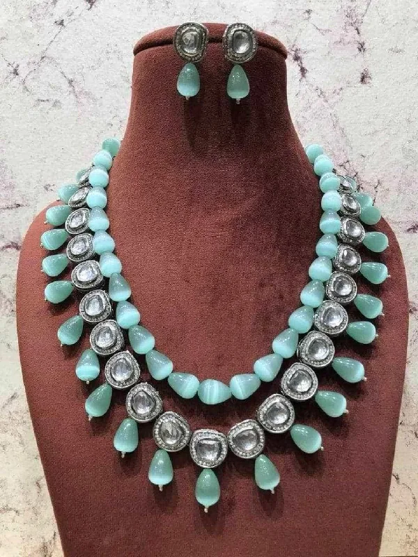 Statement necklaces and pendants with oversized pendants for bold looks -Turquoise Beaded Necklace